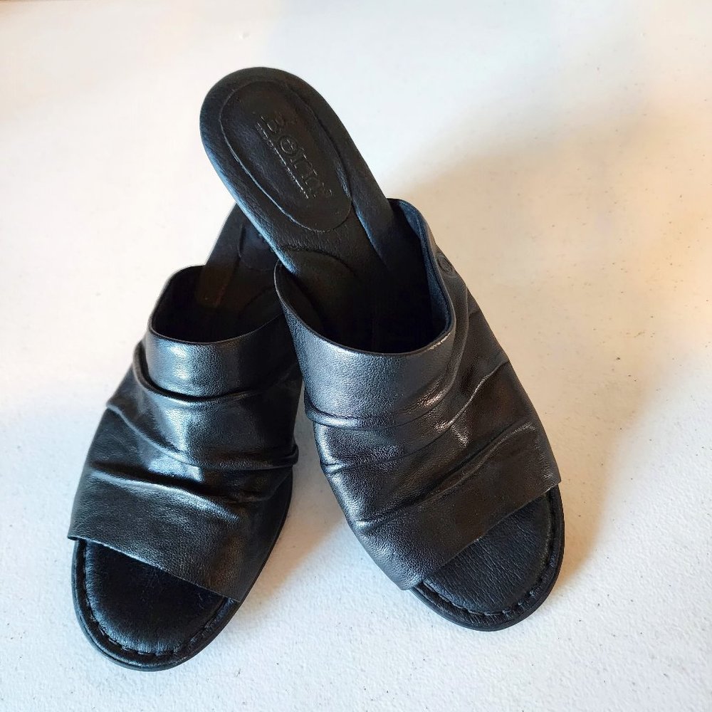 Born Mules EUC size 8
